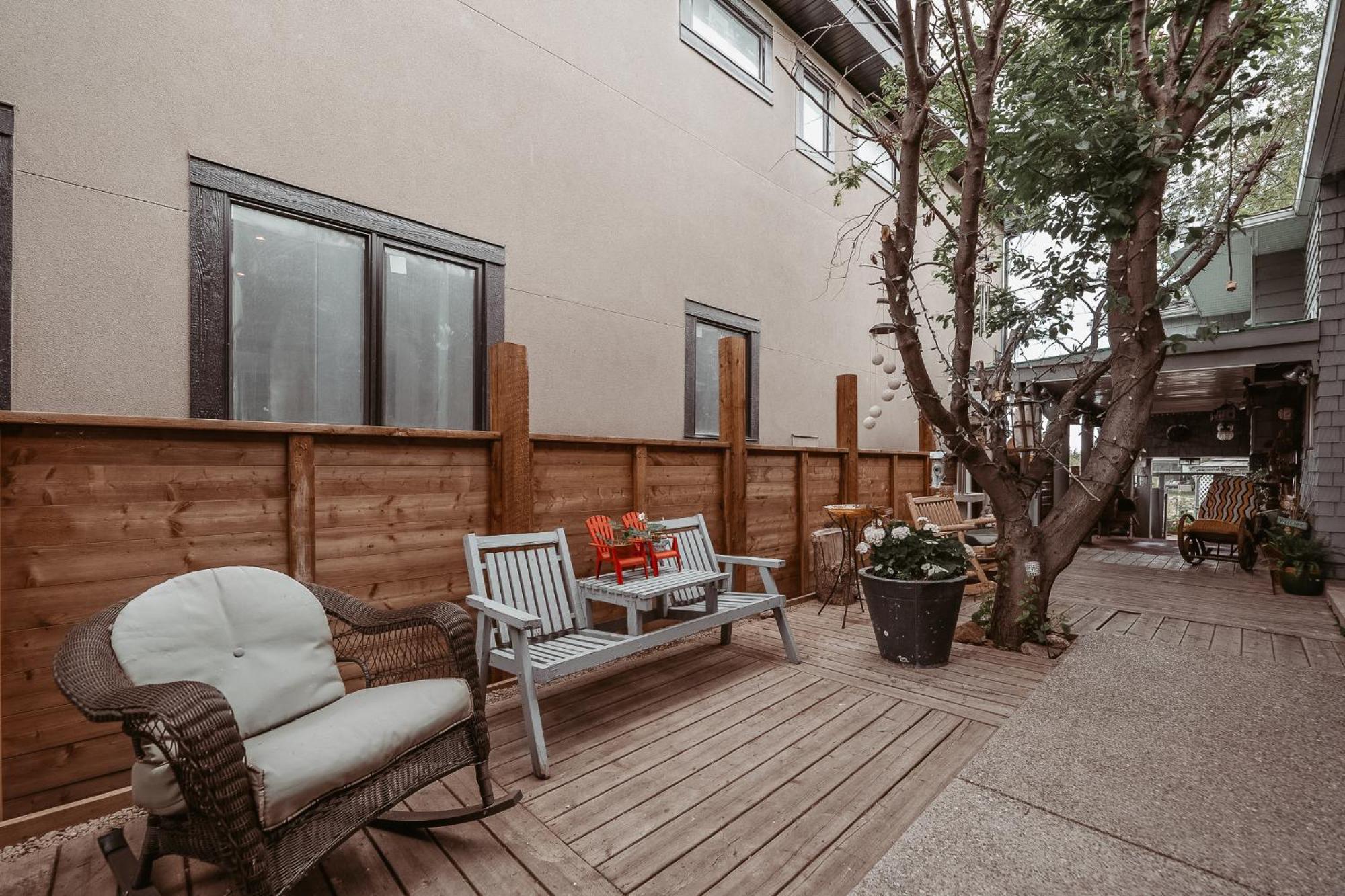 Along River Ridge YYC Exterior foto